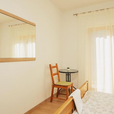 Villa Bua - Beautiful Seafront Apartments Trogir Luaran gambar