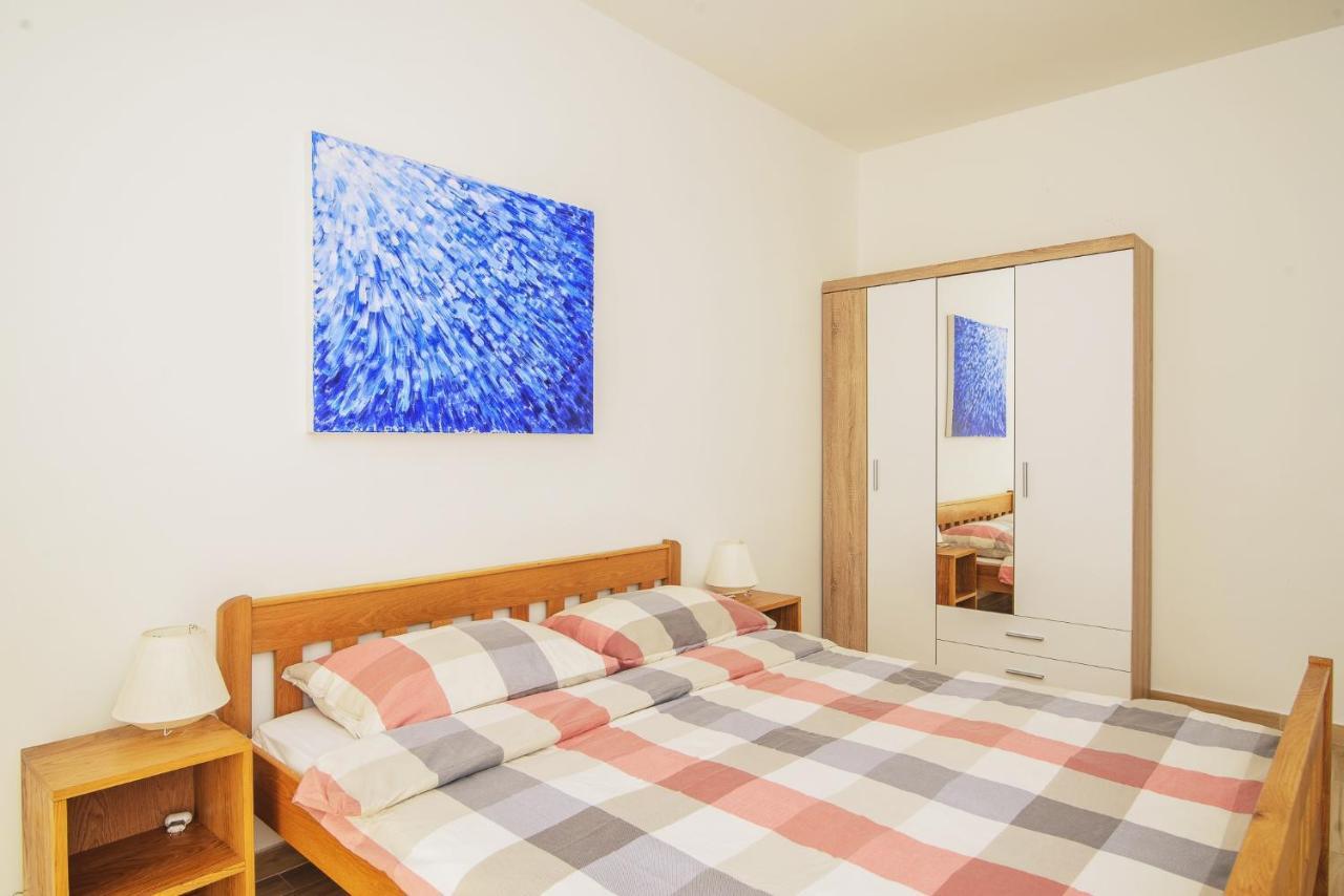 Villa Bua - Beautiful Seafront Apartments Trogir Luaran gambar